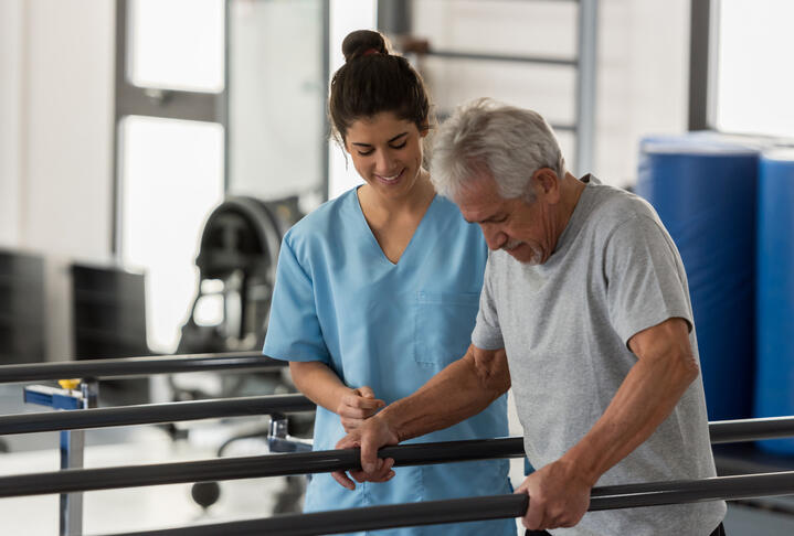 Effets de la méthode LSVT-BIG® sur la fonction motrice et les capacités de marche chez les patients parkinsoniens: une revue systématique de la lit...