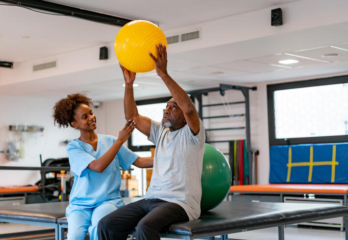 Favoriser l’engagement motivationnel des patients après un AVC : une étude qualitative auprès des masseurs-kinésithérapeutes
